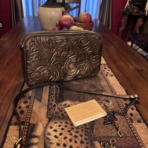 Patricia Nash Chambery Crossbody in Antique Gold, Unused and Beautiful
